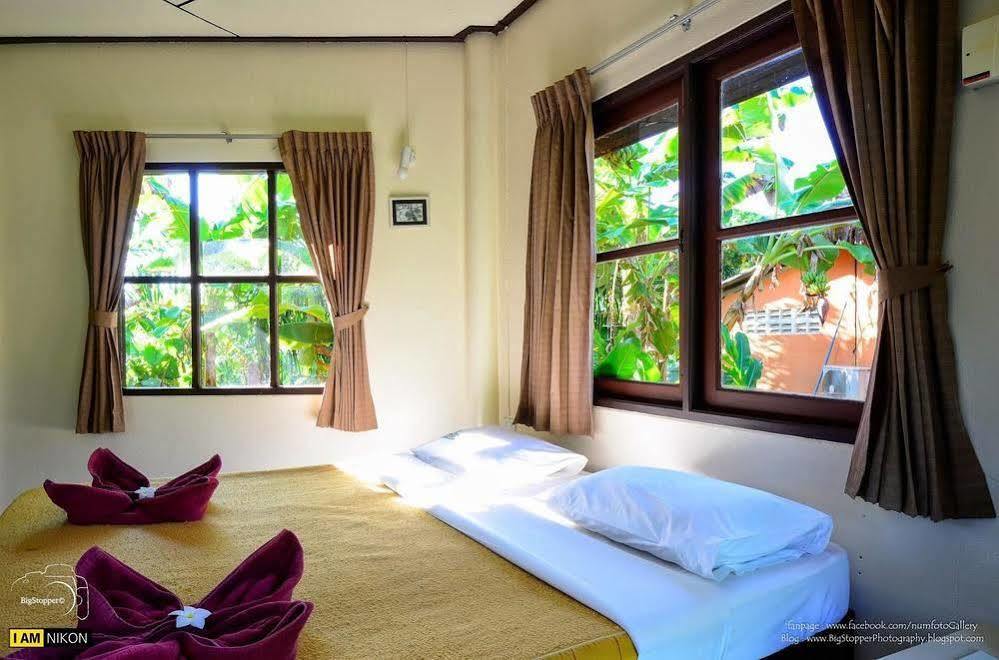 Monkey Dive Hostel Khaolak Khao Lak Exterior photo